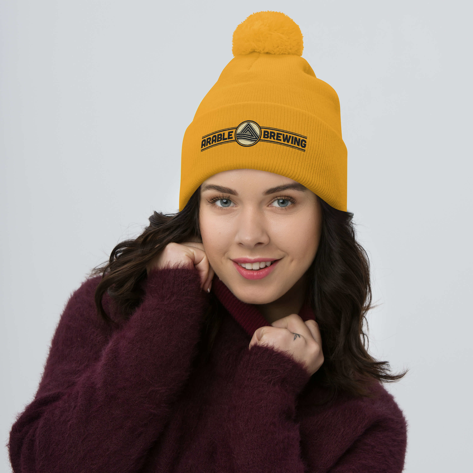 Pom-Pom Beanie | Embroidered | Horizontal logo